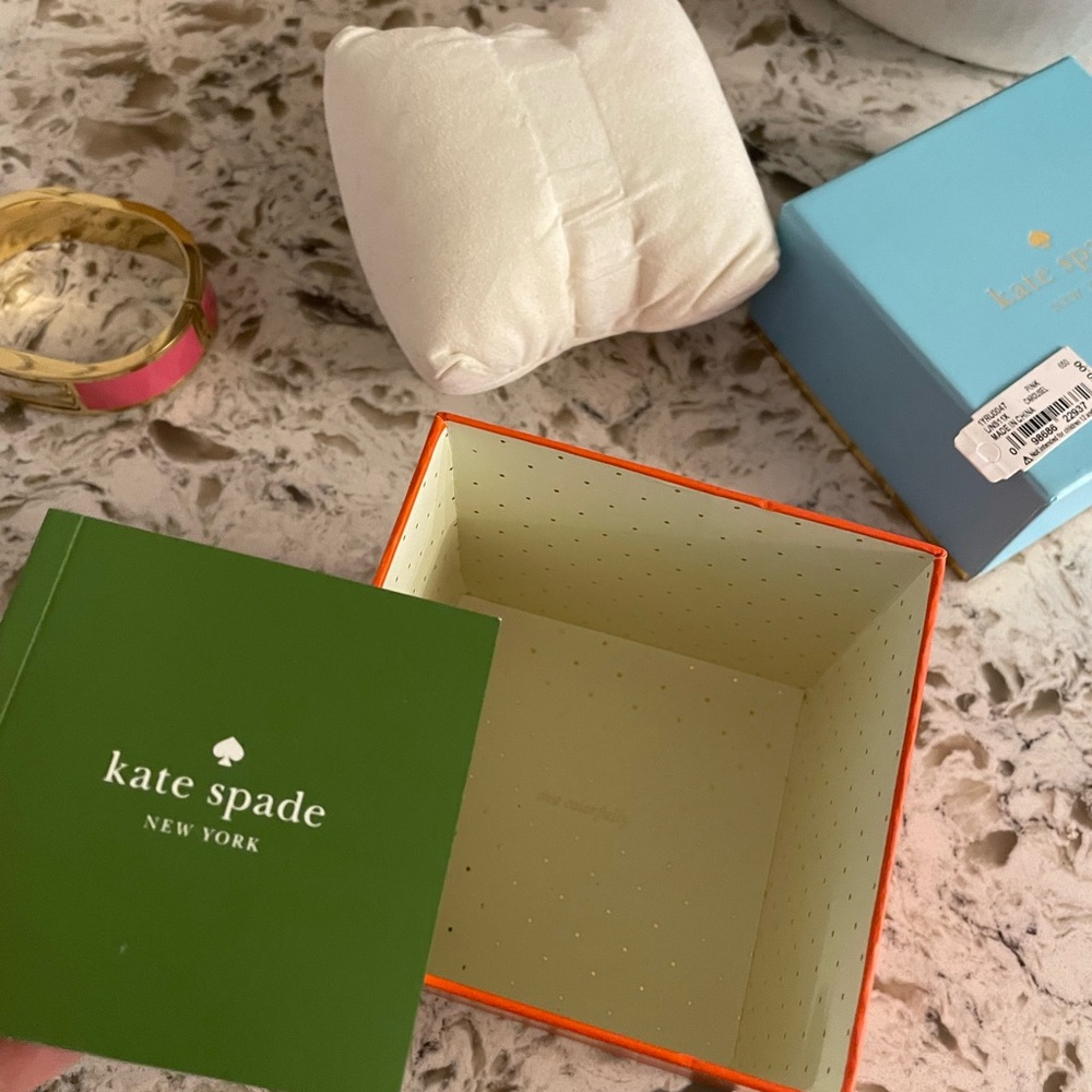 Kate Spade Bangle Watch - Picture 5 of 10